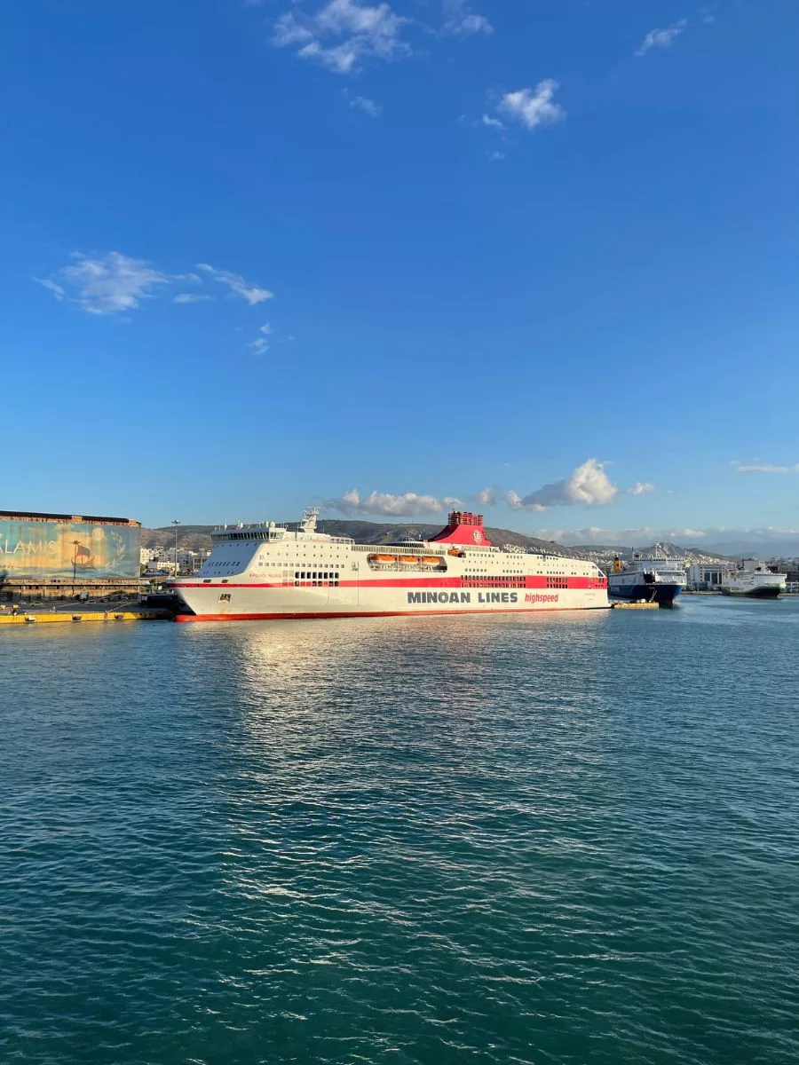 Guide to Sifnos by Ferry from Athens