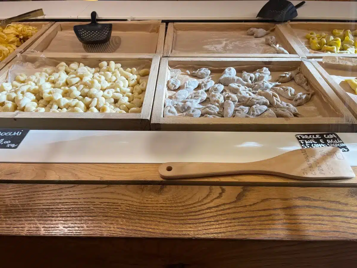 solo food tour bologna